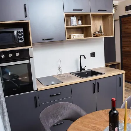 Skylux Montana Apartment