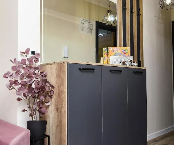 公寓 Skylux Montana 亚霍里纳