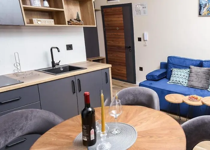 Skylux Montana 公寓 亚霍里纳